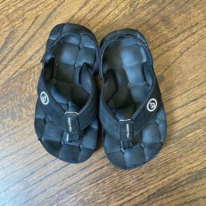Volcom size 8 toddler sandals